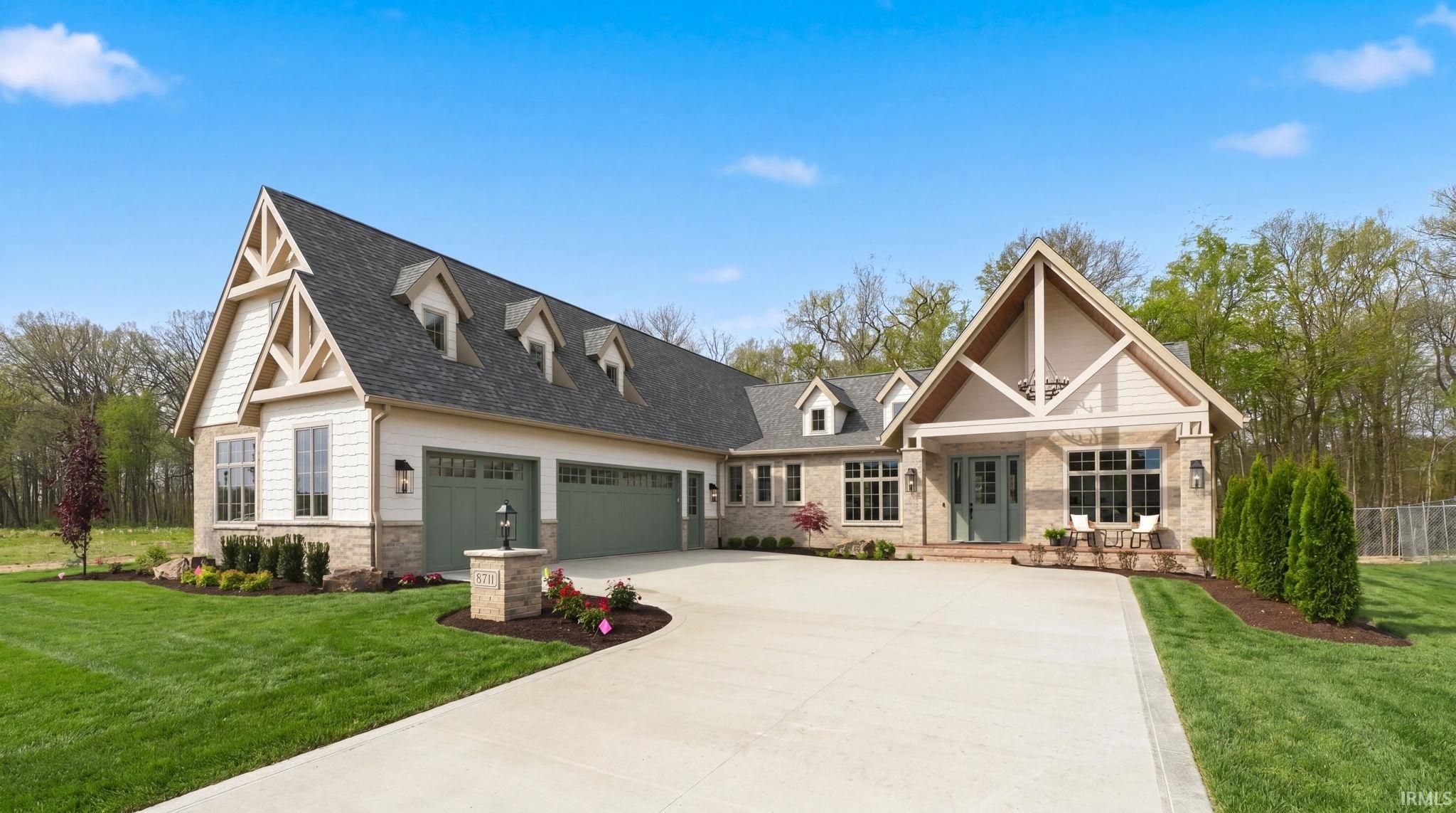 8711 Artemis Lane