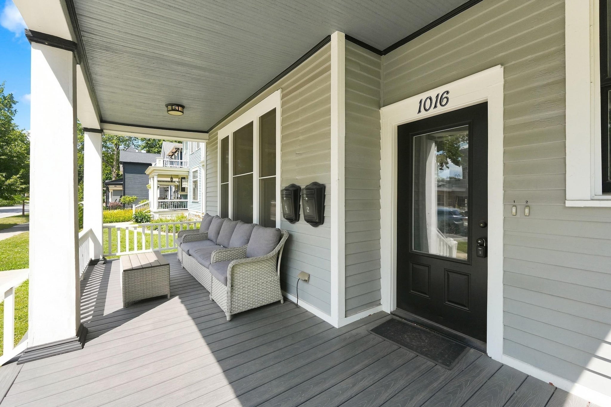 Image of 1016 W Washington Boulevard 1