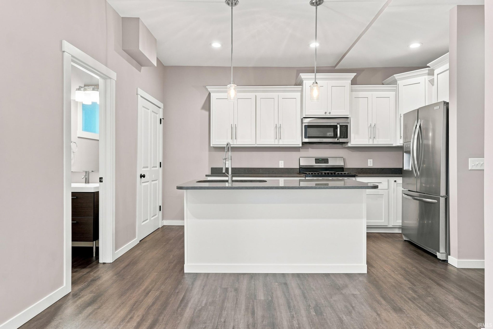 Image of 1016 W Washington Boulevard 1