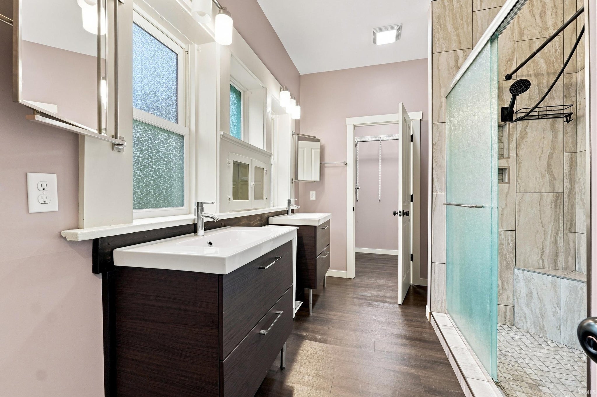 Image of 1016 W Washington Boulevard 1