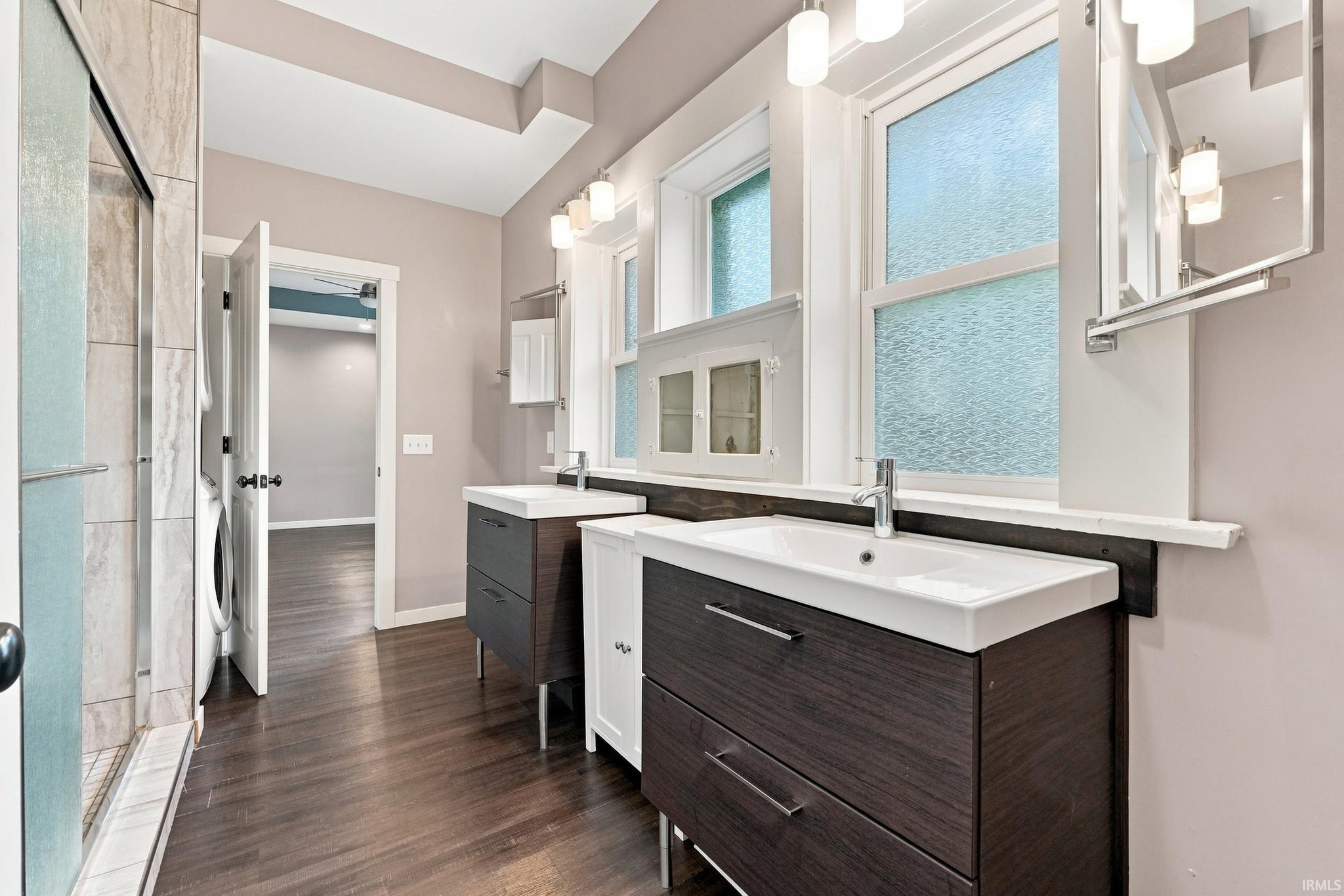 Image of 1016 W Washington Boulevard 1