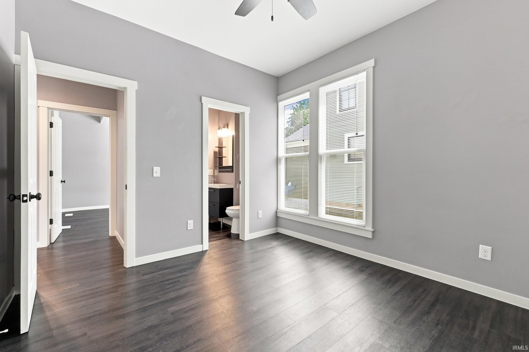 Image of 1016 W Washington Boulevard 1