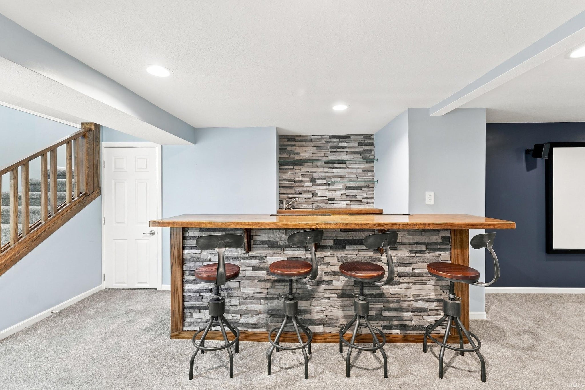 Image of 1016 W Washington Boulevard 1